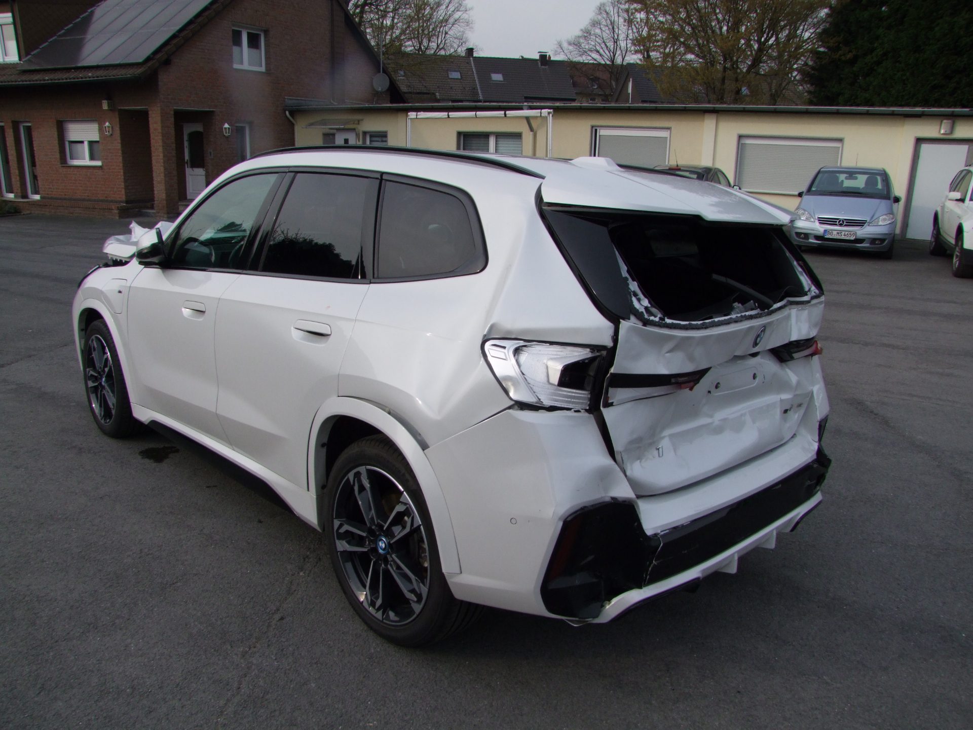 BMW X1 25 e xDrive M Sport Vorschau 4