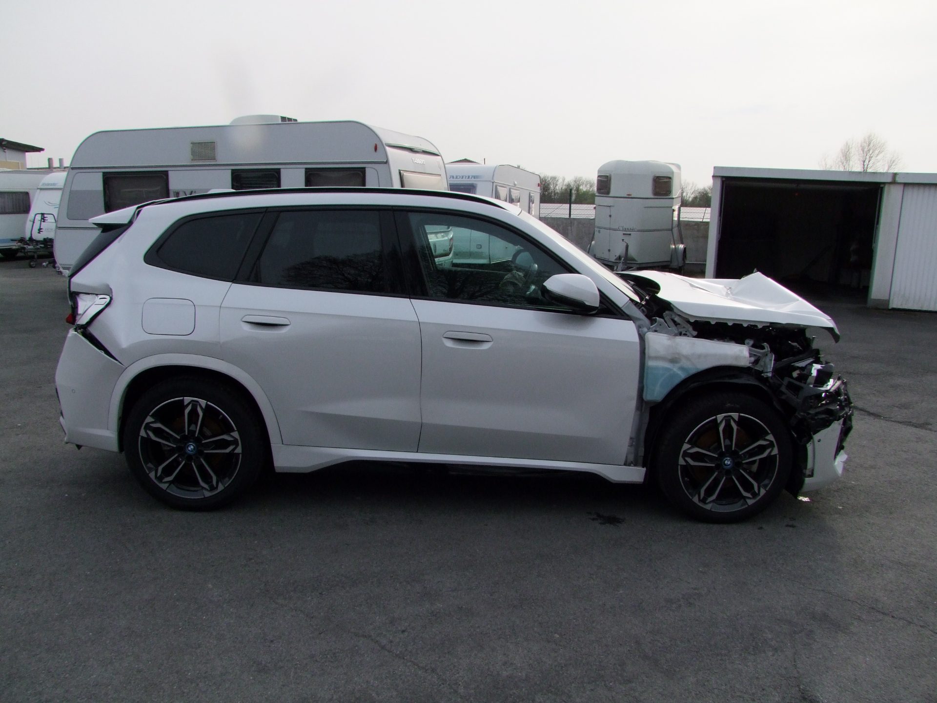 BMW X1 25 e xDrive M Sport Vorschau 8